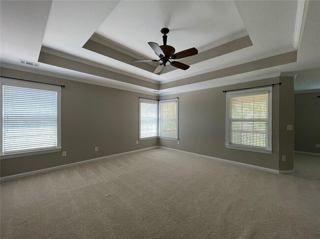 Building Photo - 2871 Royston Dr