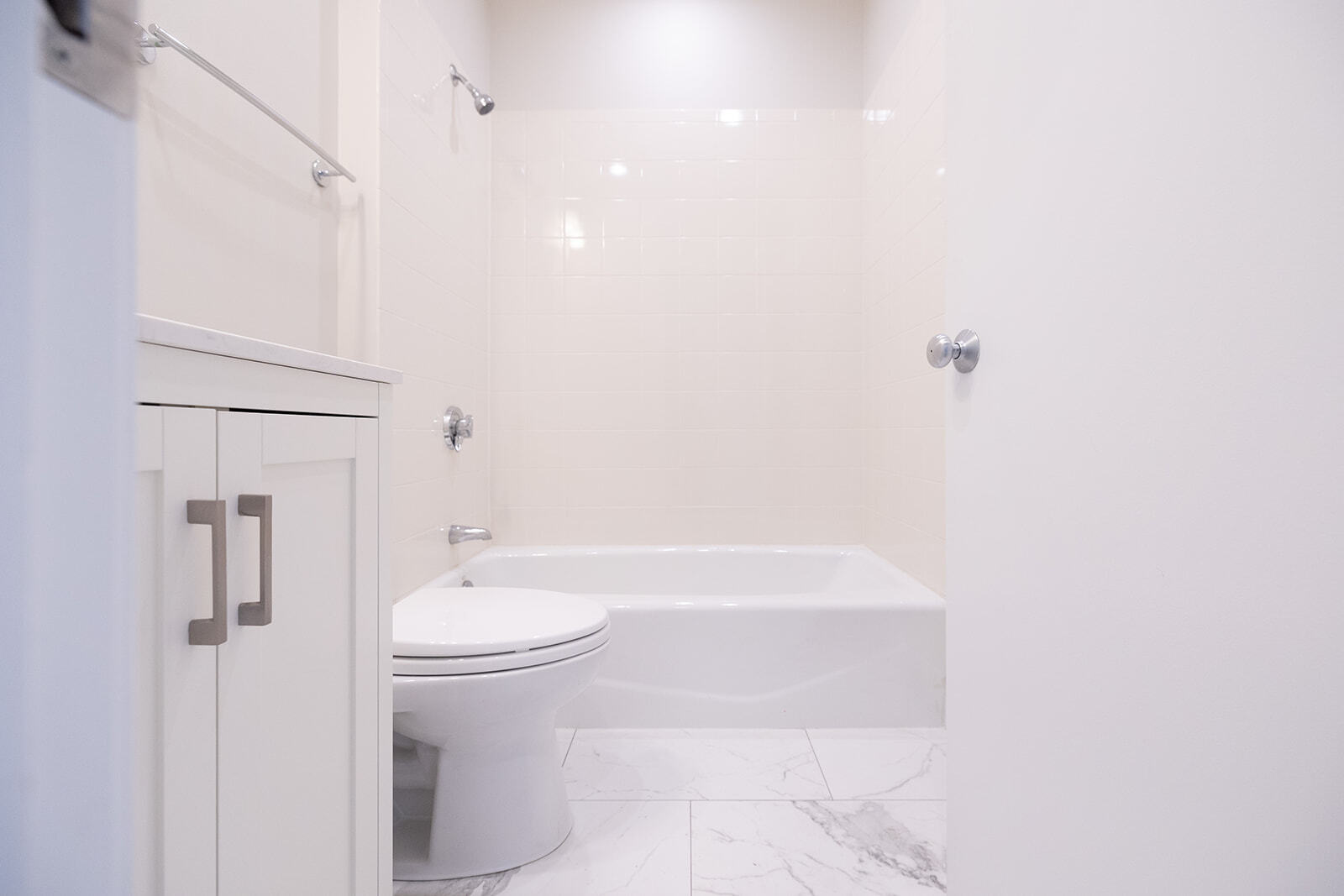 Building Photo - 450 Harrison Ave