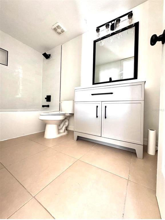 Building Photo - 2916 Dickens Cir