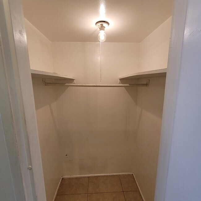 Walk-in Closet 2 - 1228 West Ave