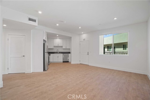 Building Photo - 8750 Sepulveda Blvd