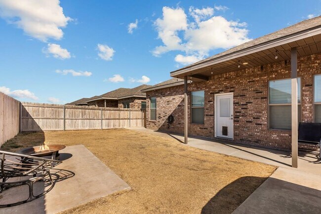 Building Photo - 1208 Yancy St