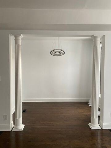 Building Photo - 4813 S Prairie Ave