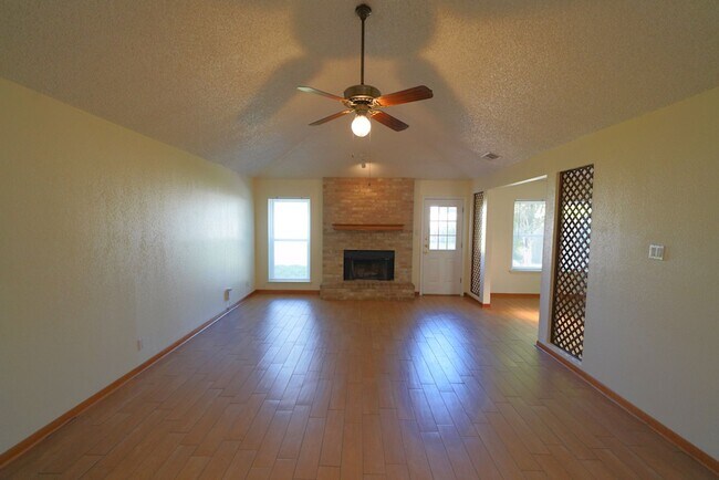 Building Photo - 4211 Colonneh Trail