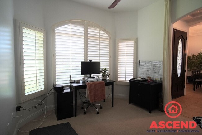 Building Photo - Elegant 3BD/2BA Home with Office Space in Bakersfield's Desirable 93312 — HOA Community, Gardener...