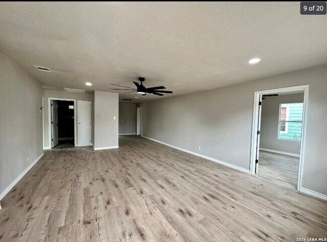 Building Photo - 5411 Clark Ave