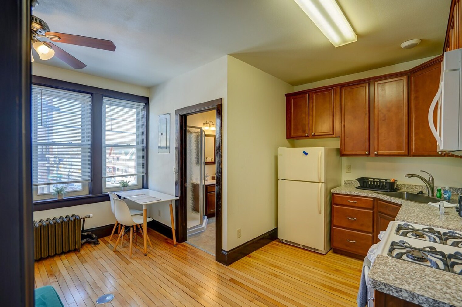 Building Photo - 1253 Williamson St