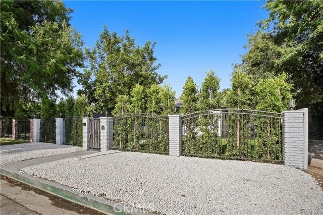 Building Photo - 5616 Buffalo Ave