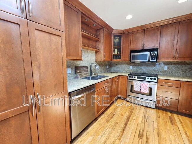 Building Photo - 8308 E Lehigh Dr