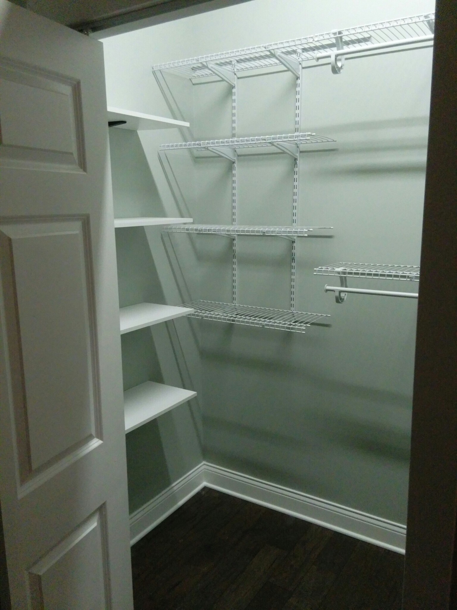 Building Photo - 1550 S Blue Island Ave