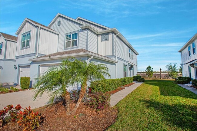 Building Photo - 3851 Plainview Dr
