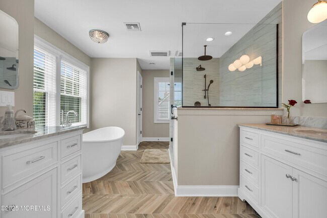 Building Photo - 2118 Edgewood Pl