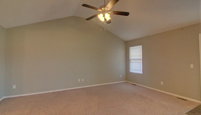 Building Photo - Willard School District - 3 bedroom home with a fenced in yard