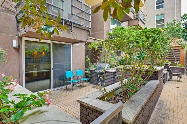 Building Photo - 1225 Island Ave