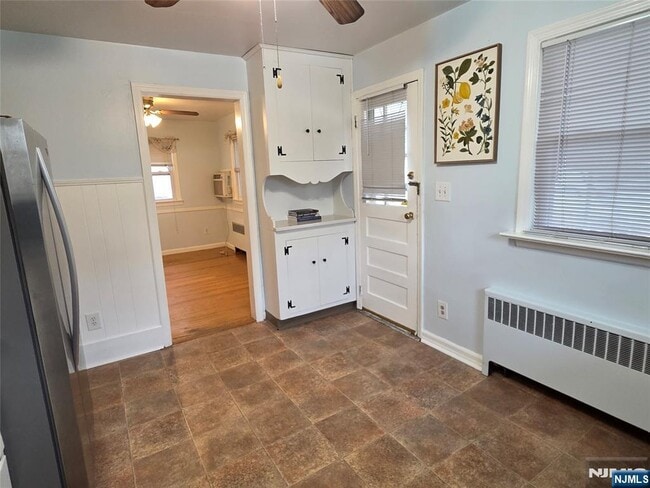 Building Photo - 276 Franklin Turnpike