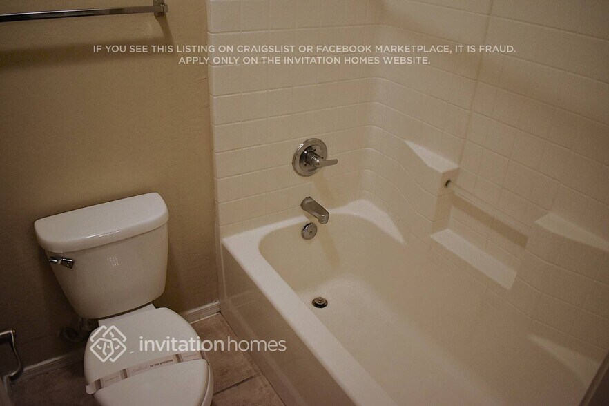 Building Photo - 309 S 117th Dr