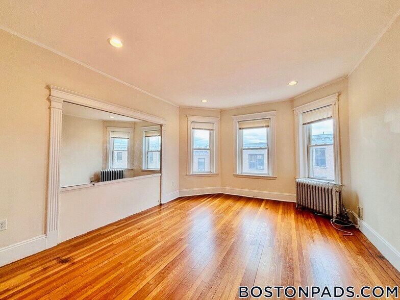 Building Photo - 41 Orkney Rd