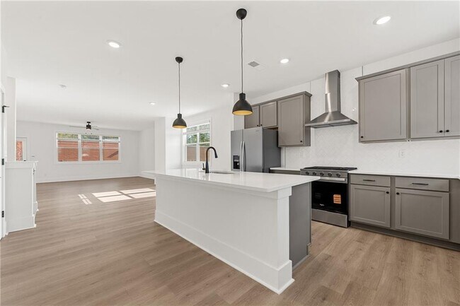 Building Photo - 3571 Overlook Rd NW