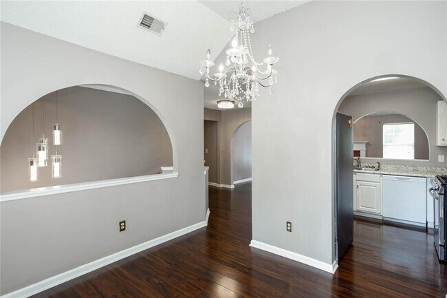 Building Photo - 5414 Sweetsprings Dr SW