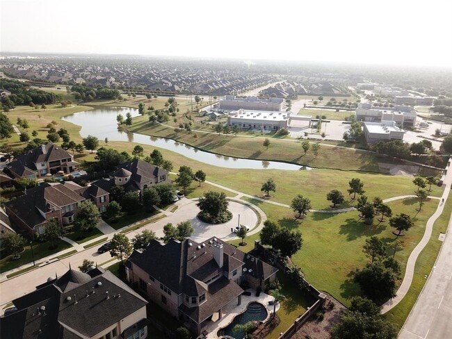 Building Photo - 27411 Robillard Springs Ln