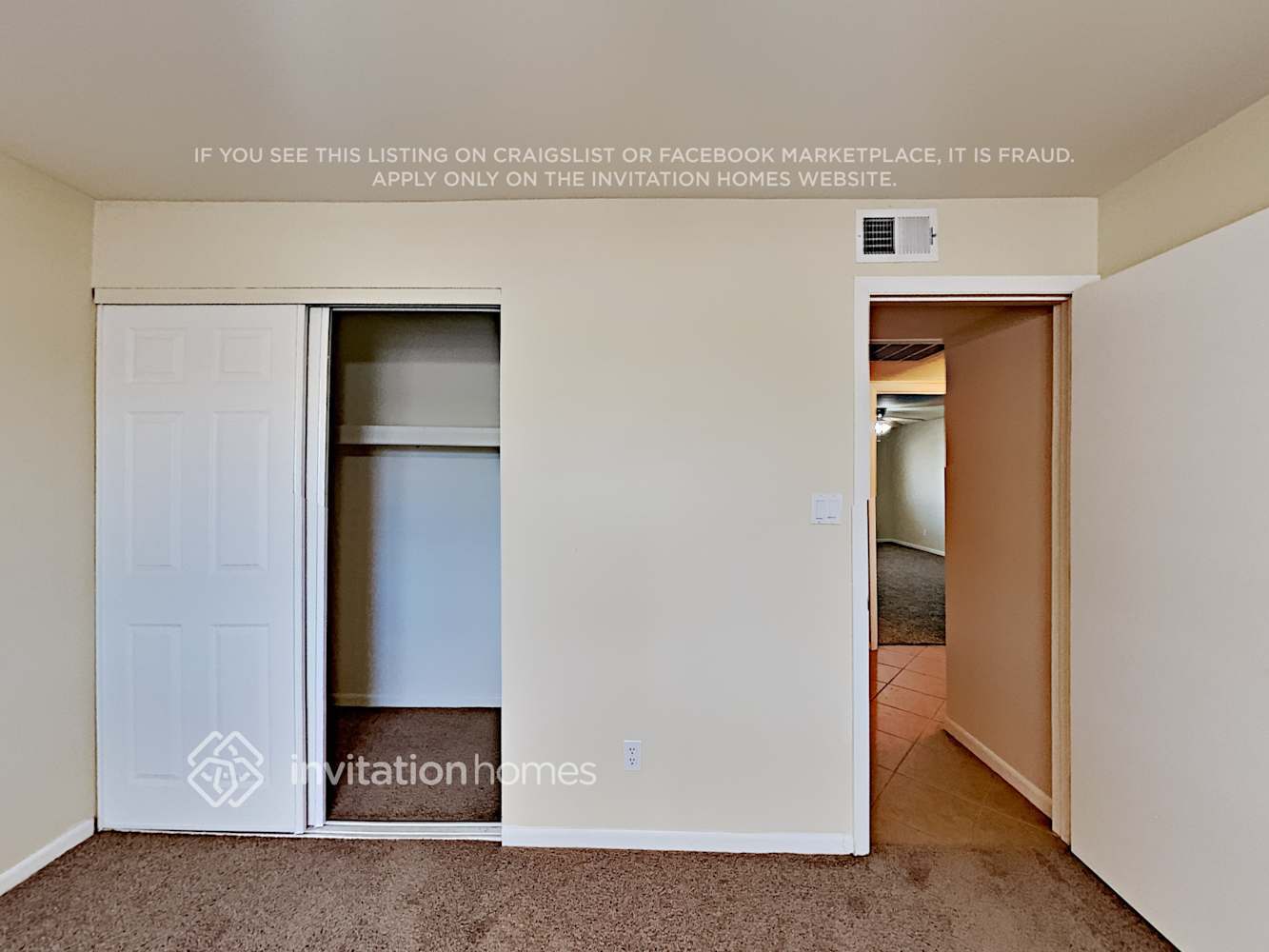Building Photo - 3601 E Janice Wy