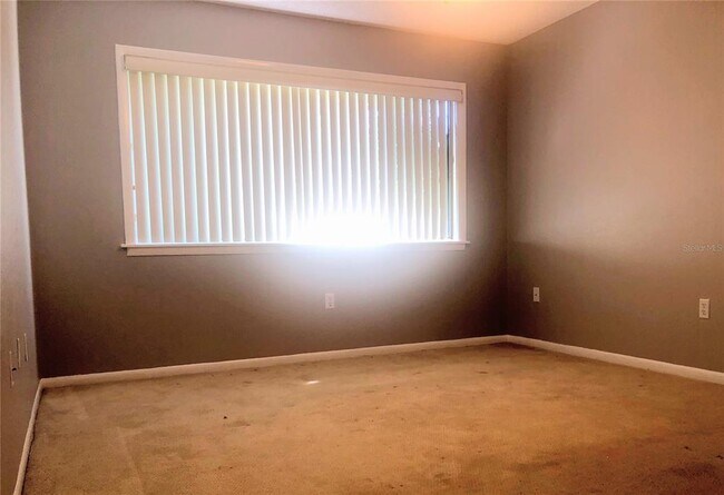 Building Photo - 5942 Peregrine Ave