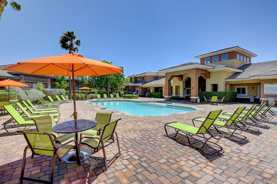 Primary Photo - Canyon Villas Apartments