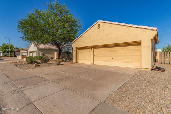 Building Photo - 15213 N 55th Way