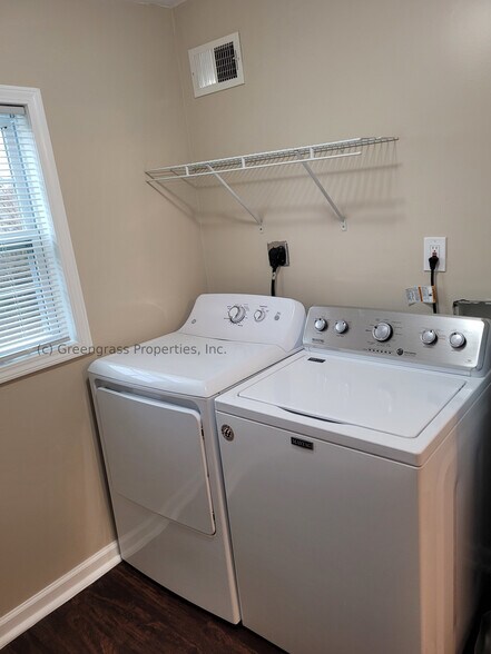 Washer, Dryer in Laundry Room - 205 S 6th St