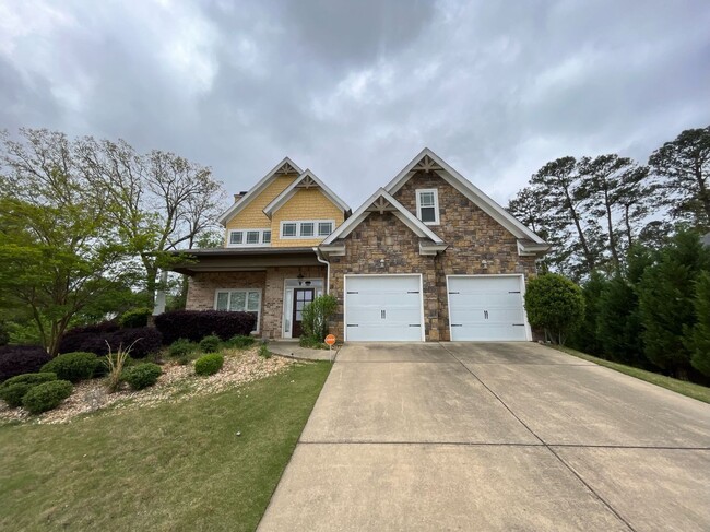 Building Photo - Riegel Pointe
