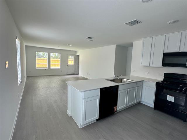 Building Photo - 1441 Erie Dr