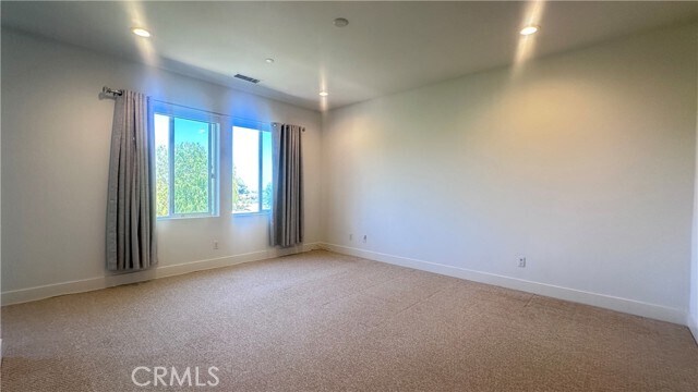 Building Photo - 14293 Hillcrest Dr