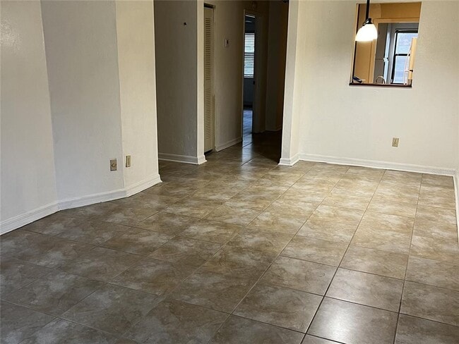 Building Photo - 3401 NW 52nd Terrace