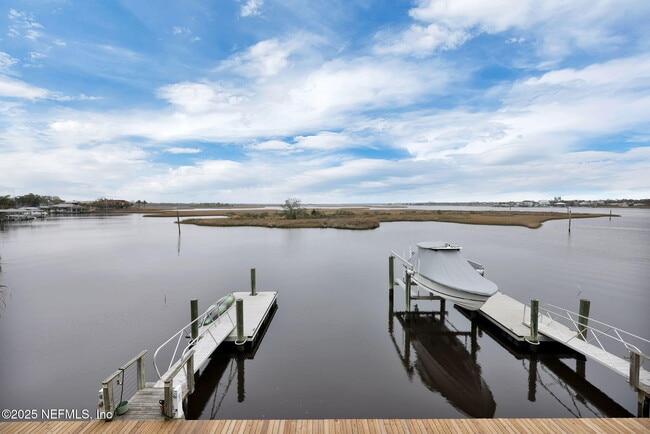 Building Photo - 2320 Beach Blvd