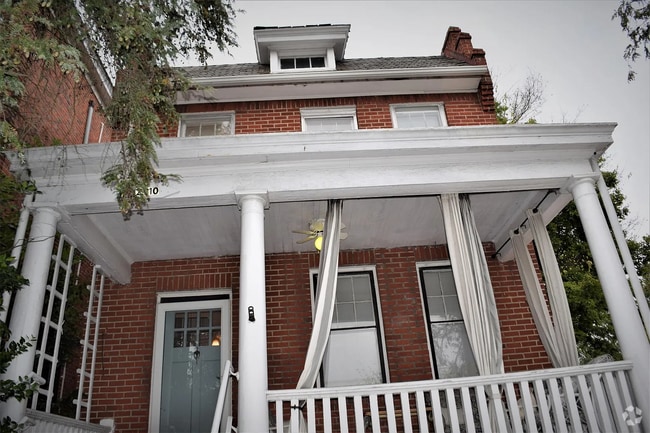 Building Photo - 2910 Idlewood Ave