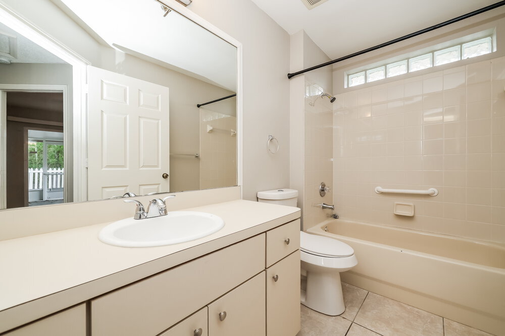 Building Photo - 6713 Summer Cove Dr