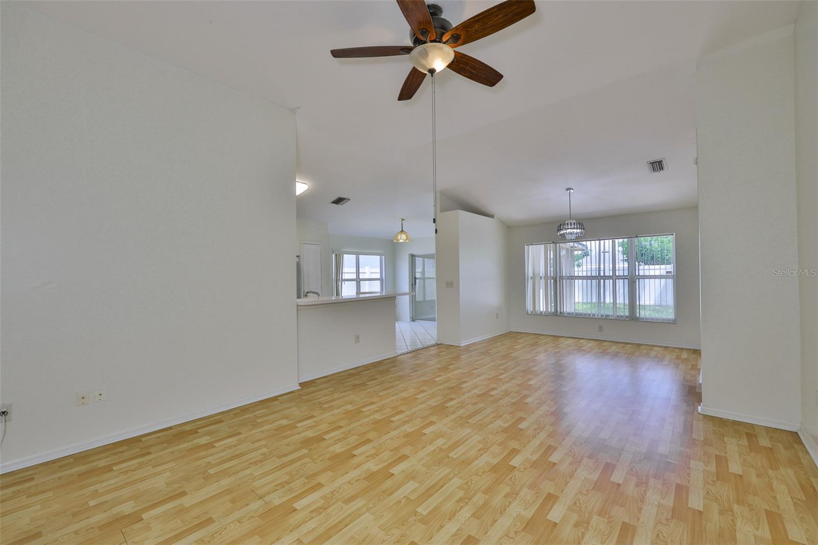 Building Photo - 1611 Bondurant Way