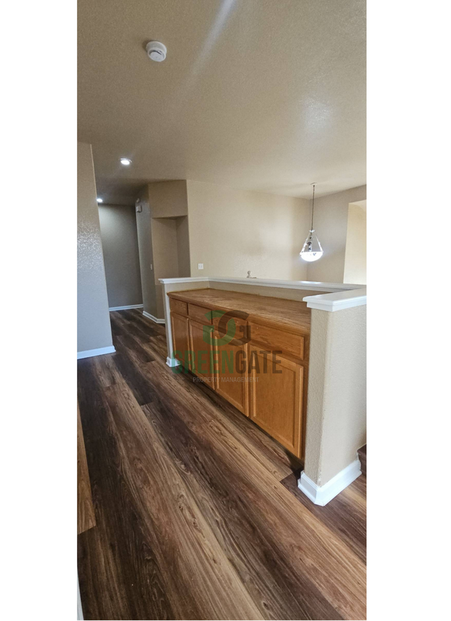 Building Photo - MOVE-IN SPECIAL 1/2 off 1st Months Rent!!! Spacious 4 Bedroom in Manteca!!! Ready