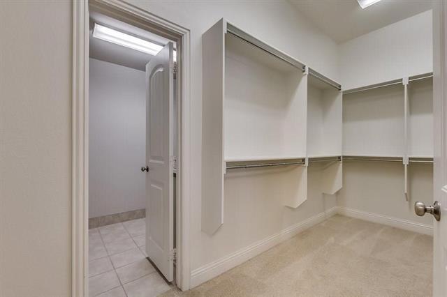 Building Photo - 7027 Nueces Dr