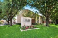 Building Photo - Newly Renovated One Bedroom Near SMU with ALL BILLS PAID!