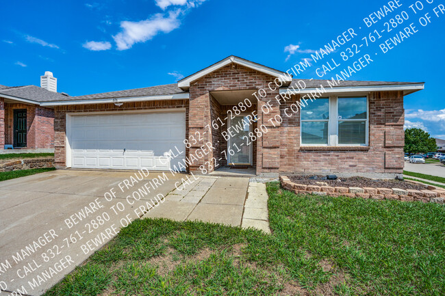 Building Photo - Award Winning Mansfield ISD 4 Bedroom Home...