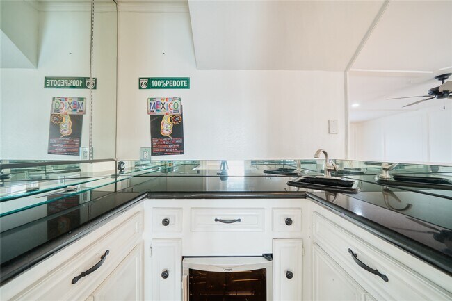 Building Photo - 3114 Cypress Point Dr