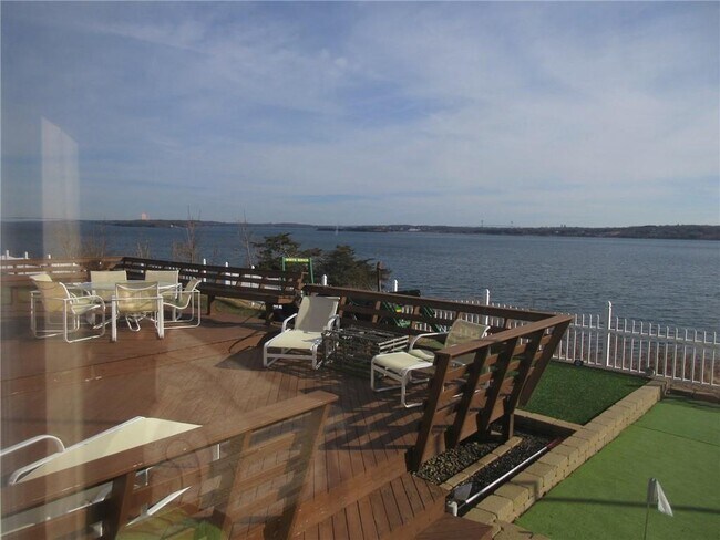 Building Photo - 160 Colonel John Gardner Rd