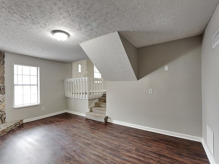 Building Photo - 5127 Galbraith Cir