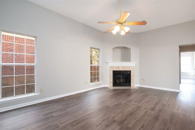 Building Photo - 2807 Virginia Woods Pl