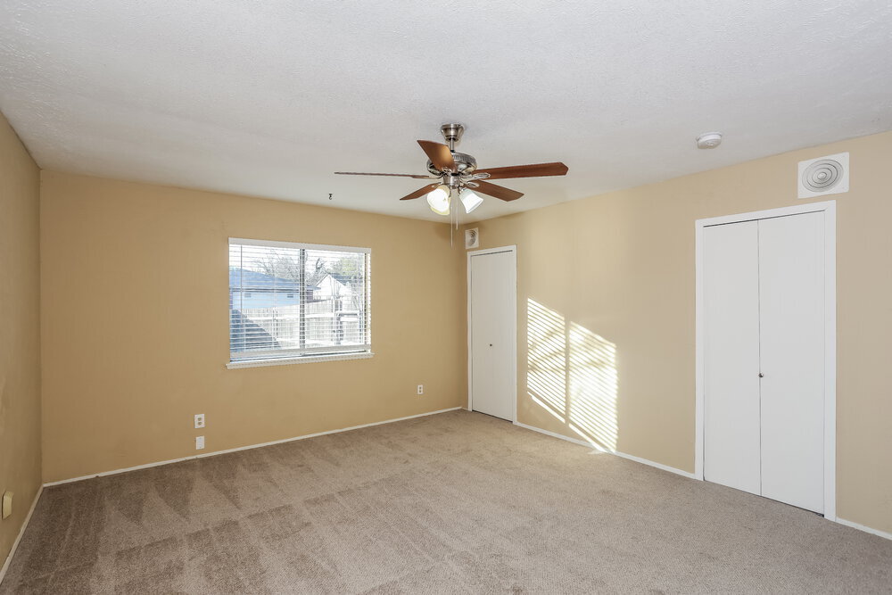 Building Photo - 1913 Sandra Ln