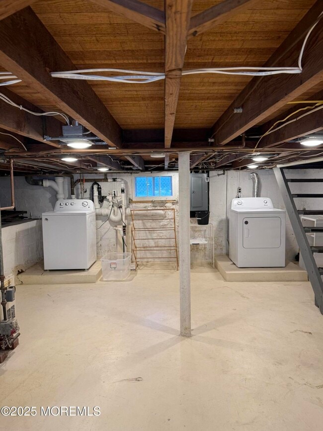 Building Photo - 34 Whalepond Rd