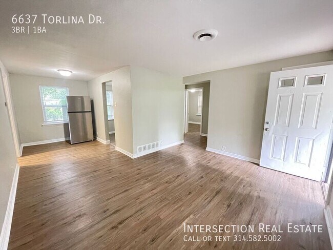 Building Photo - 6637 Torlina Dr