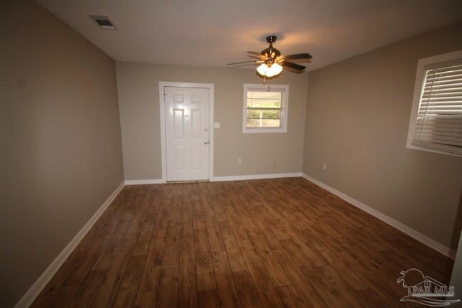 Building Photo - 5200 Springdale Dr