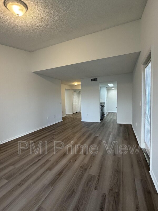 Building Photo - 4401 W McNab Rd